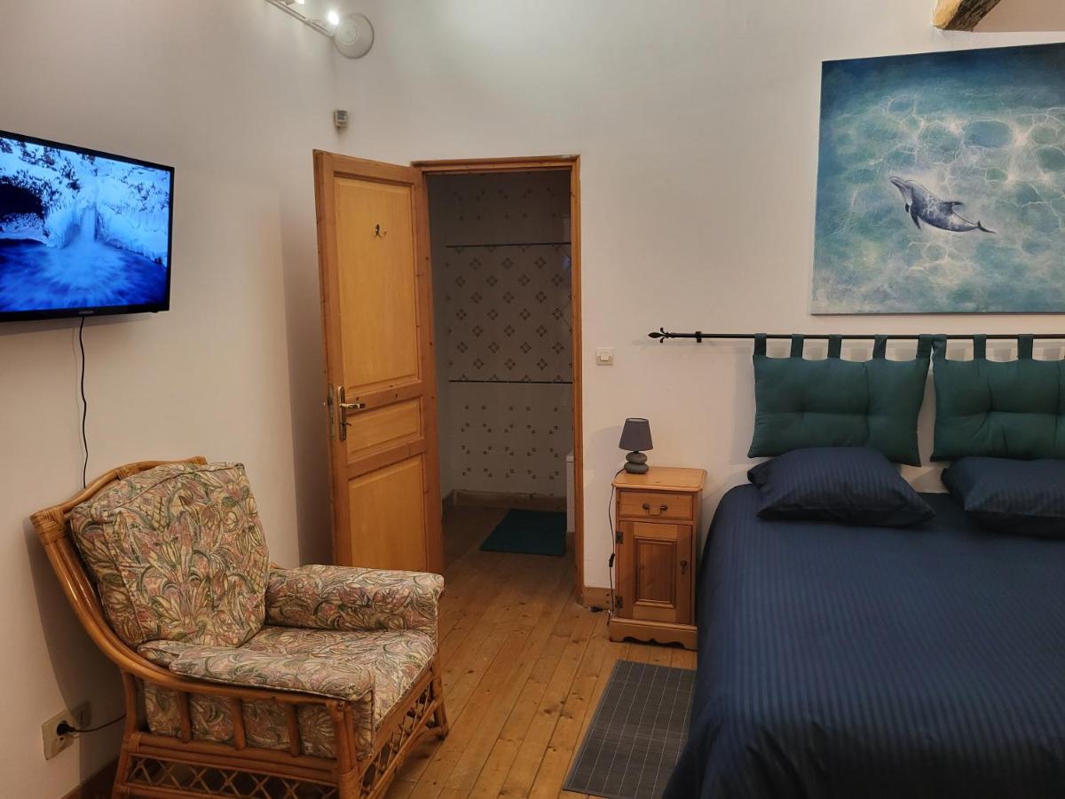 Domaine De La Sarrotte Bed & Breakfast Saugon Bagian luar foto