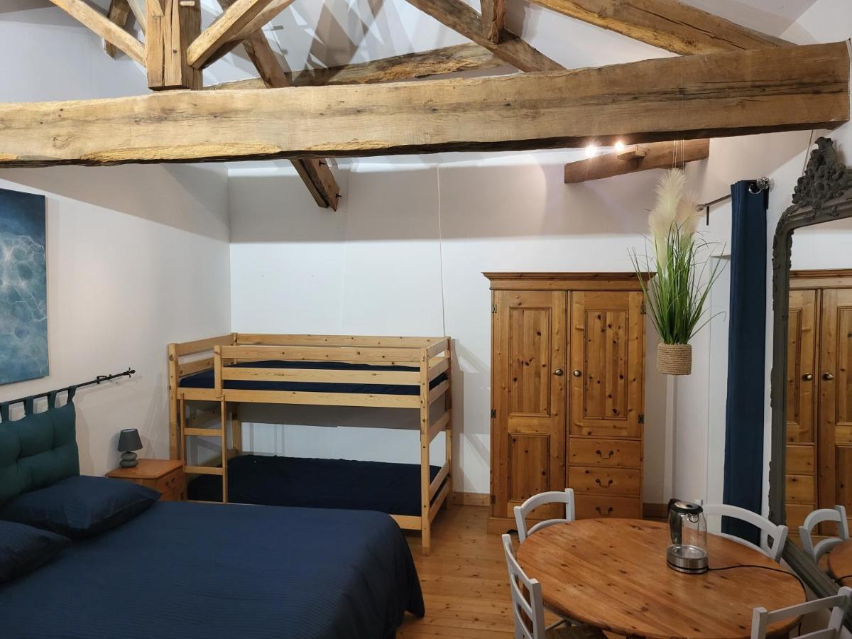 Domaine De La Sarrotte Bed & Breakfast Saugon Bagian luar foto