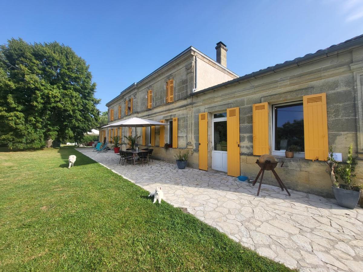Domaine De La Sarrotte Bed & Breakfast Saugon Bagian luar foto