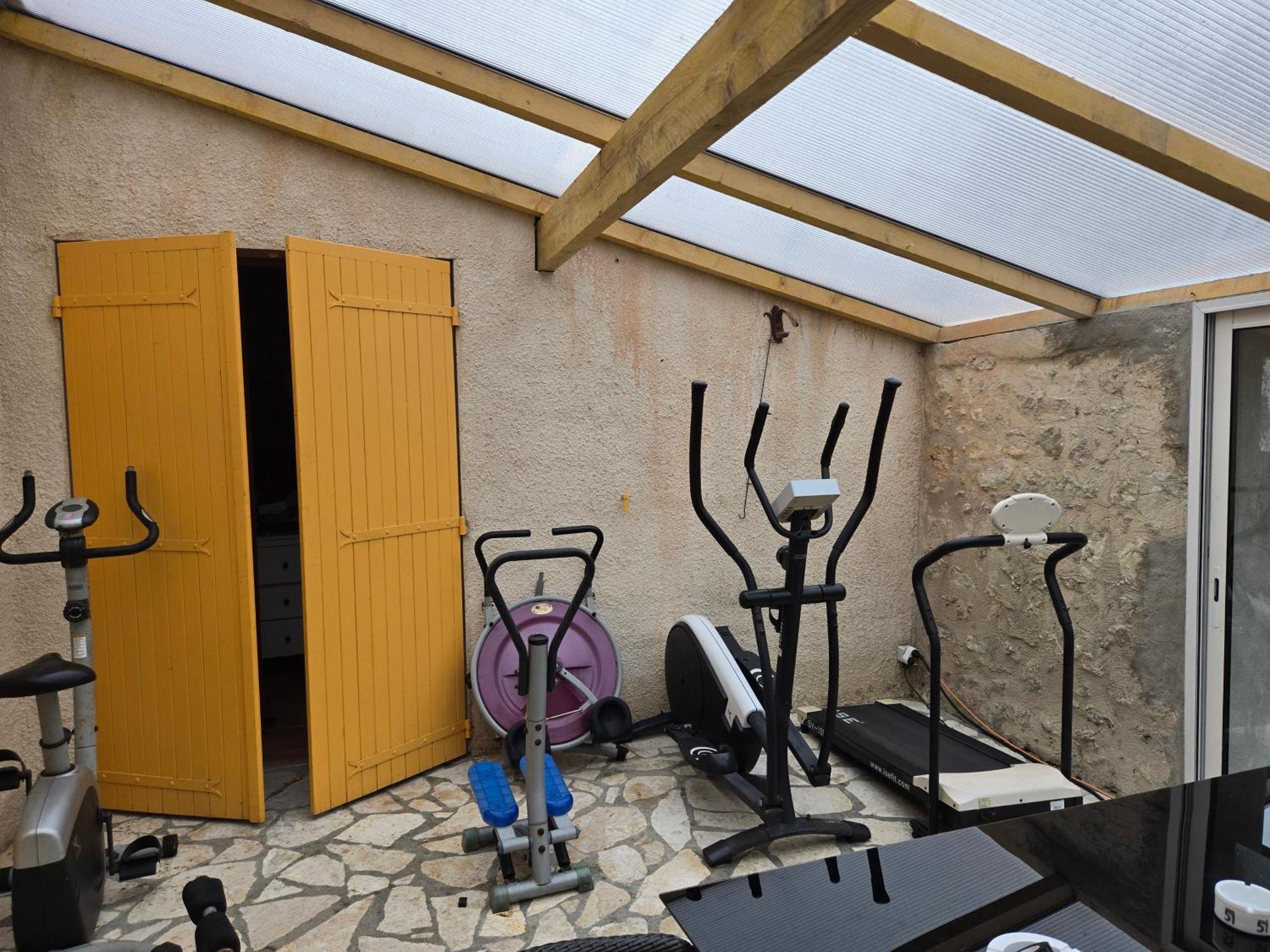 Domaine De La Sarrotte Bed & Breakfast Saugon Bagian luar foto